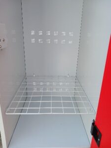 osztott ajtós öltözőszekrény alsó része